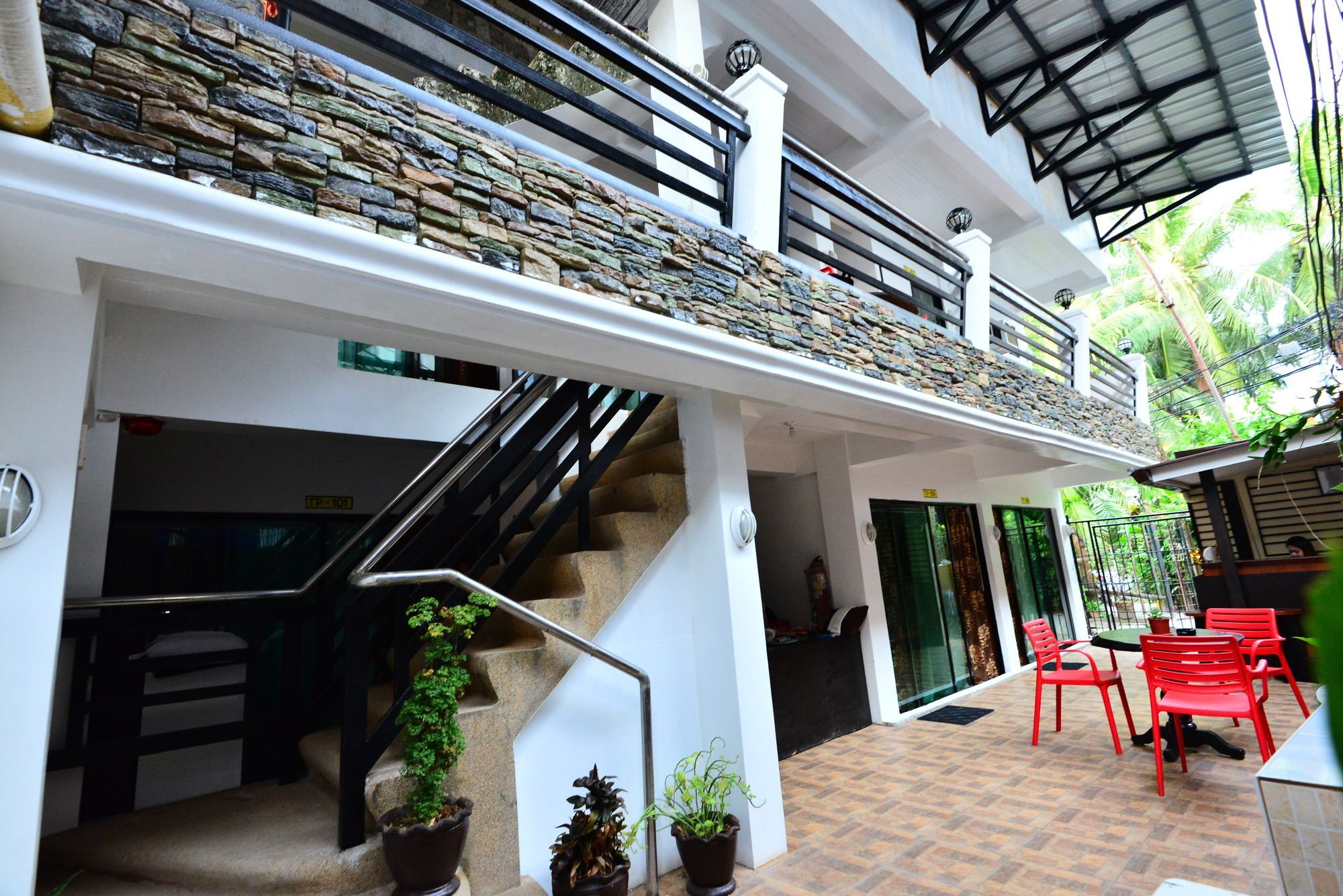 Auberge de jeunesse Travellers Pad Boracay à Balabag  Extérieur photo